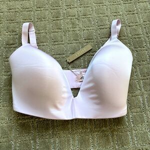 NWT SKIMS Lightly Lined Bra Underwear Baby Pink Size 36DDDD (36G)